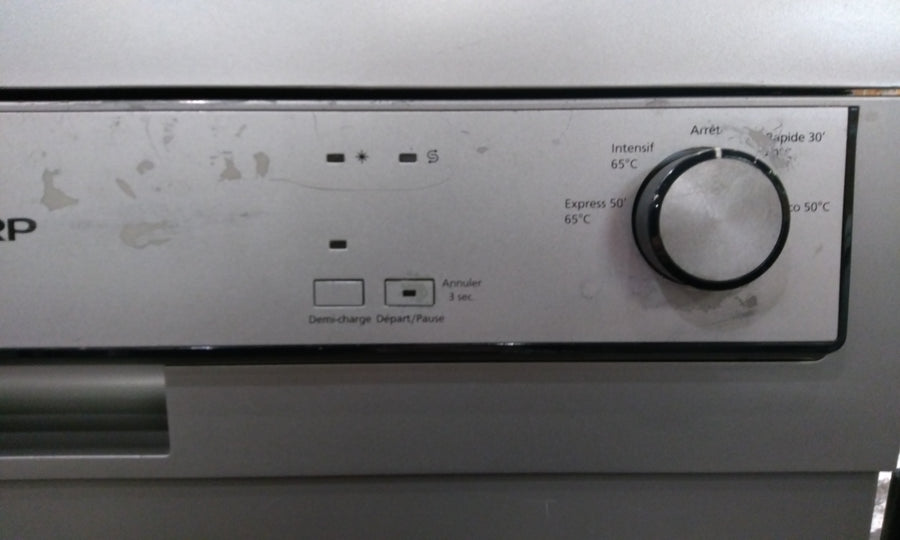 Lave-vaisselle Pose Libre 13 couverts Reconditionné SHARP QW-HX13F472S