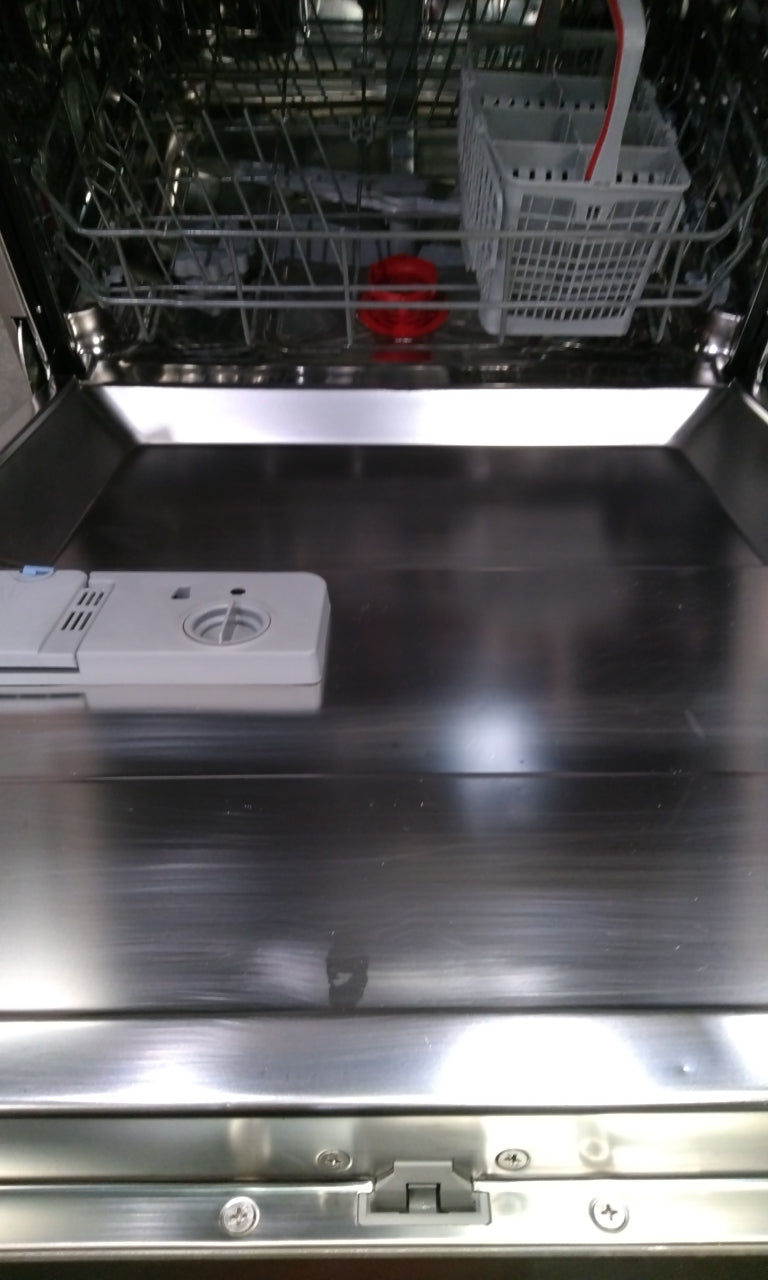 Lave-vaisselle Pose Libre 13 couverts Reconditionné SHARP QW-HX13F472S