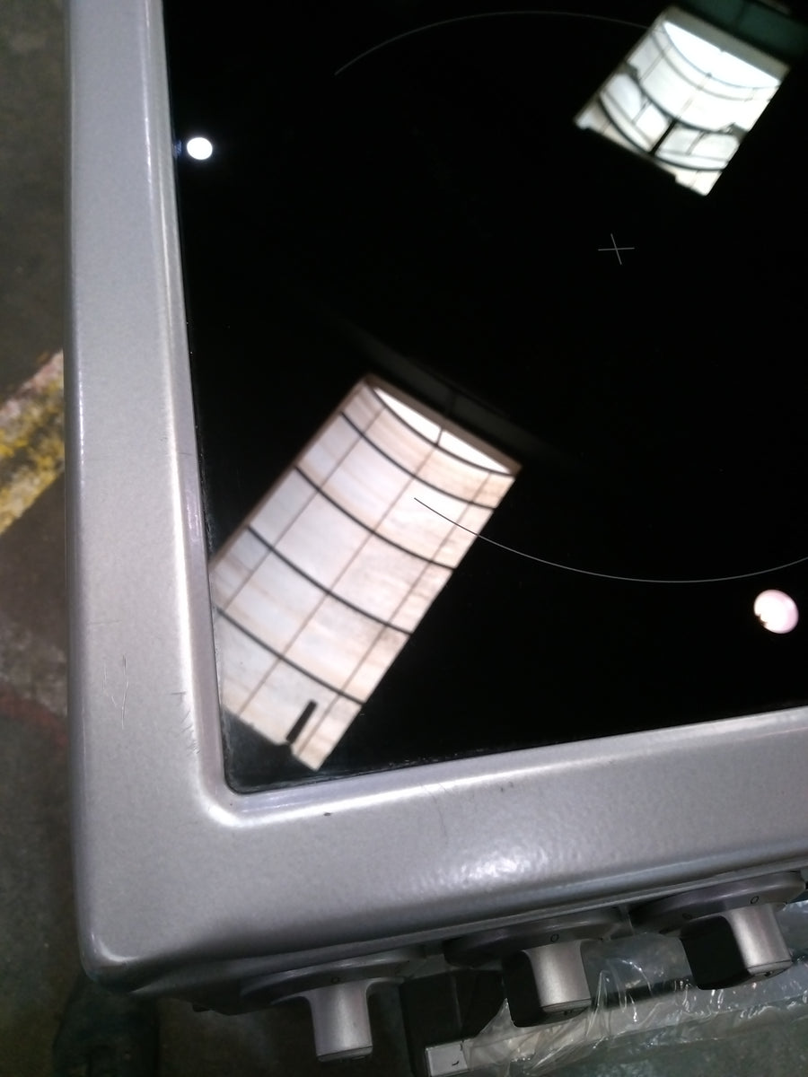 Cuisinière Vitrocéramique 60 L Reconditionné INDESIT I5V5LCS