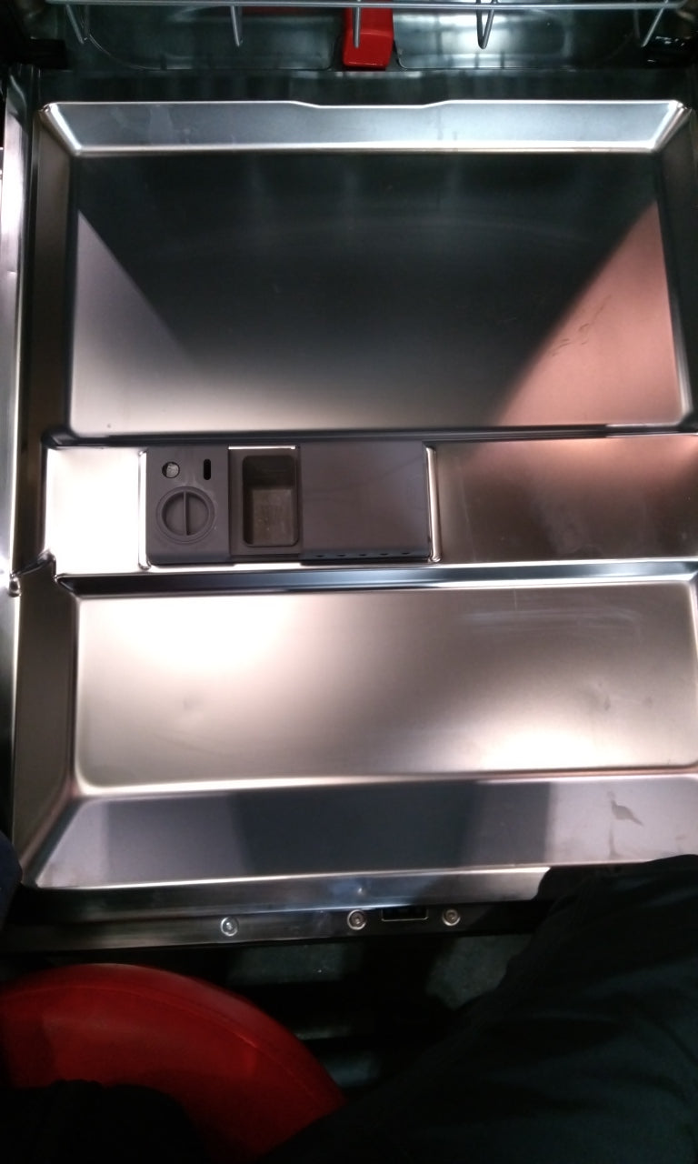 Lave-vaisselle Encastrable 14 couverts Reconditionné SAMSUNG DW60M9550BB