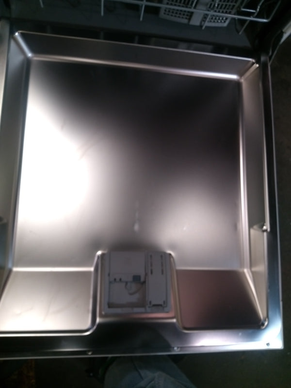 Lave-vaisselle Pose Libre 12 couverts Reconditionné BOSCH SMS46GW01E