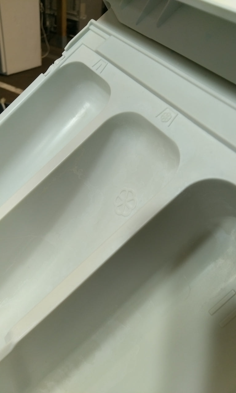 Lave-linge Sechant 8 kg Reconditionné SAMSUNG WD80TA046BE