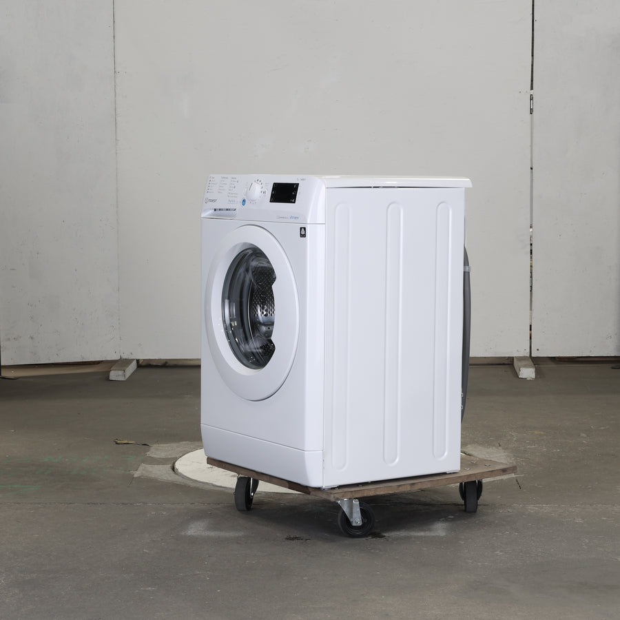 Lave-linge Hublot 7 kg Reconditionné INDESIT BWE71484XWFRN