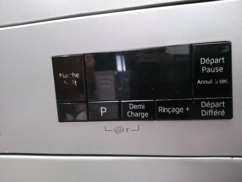 Lave-vaisselle Pose Libre 13 couverts Reconditionné BEKO UDFN15310S