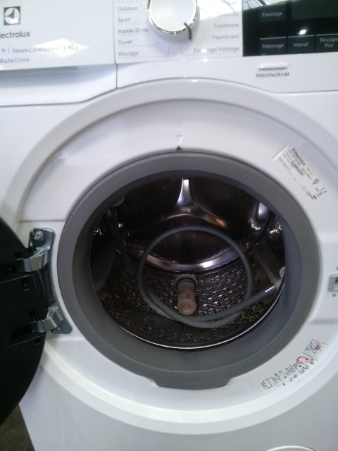 Lave-linge Hublot 9 kg Reconditionné ELECTROLUX EW7F3816DB