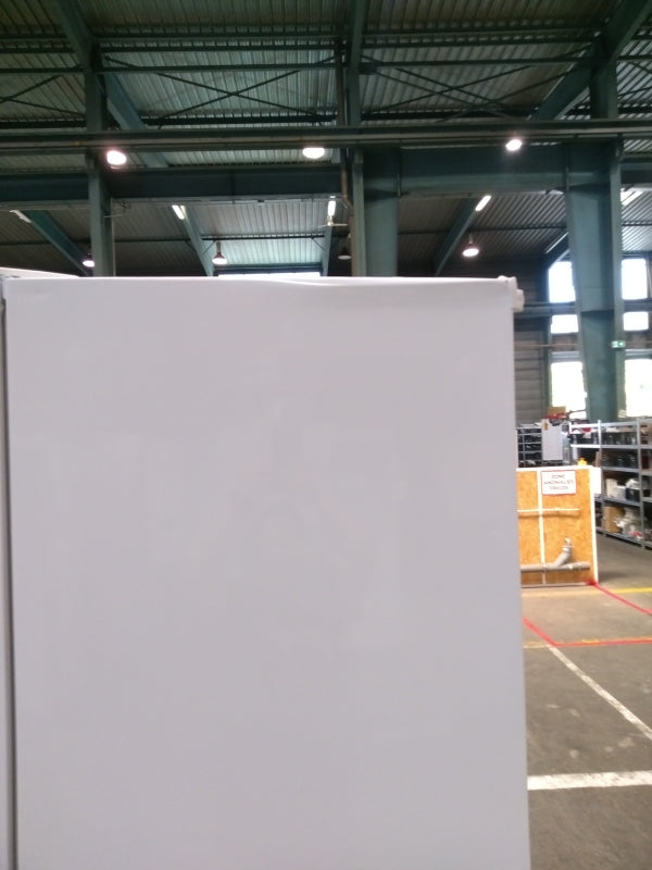 Congélateur Armoire Reconditionné BEKO RFNE448E45W