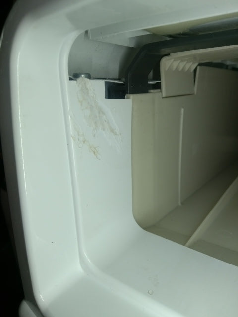 Seche-linge Pompe à Chaleur 8 kg Reconditionné INDESIT YTNM1081FR