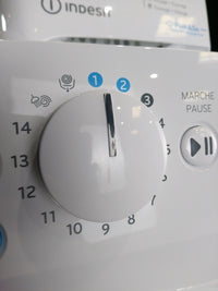 Lave-linge Hublot 8 kg Reconditionné INDESIT BWE81496XWVFR
