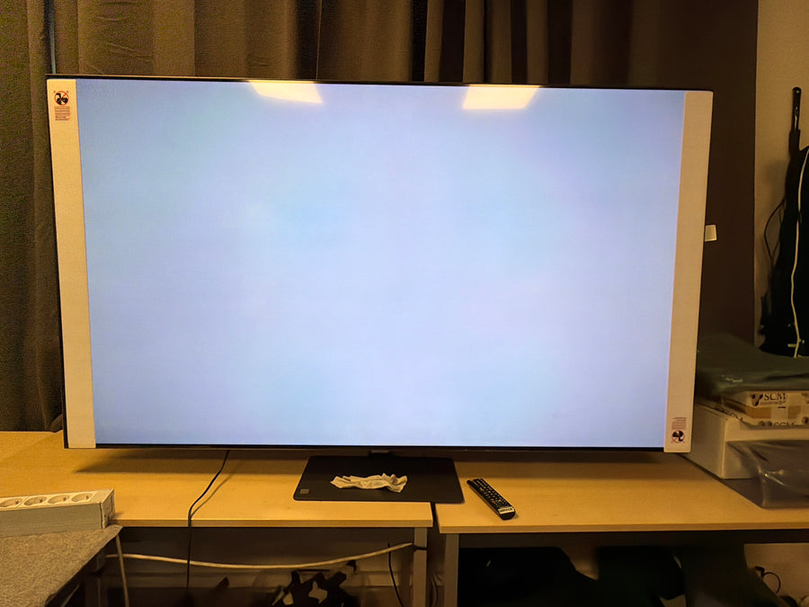 Téléviseur LED 74 pouces Reconditionné SAMSUNG QE75Q80B