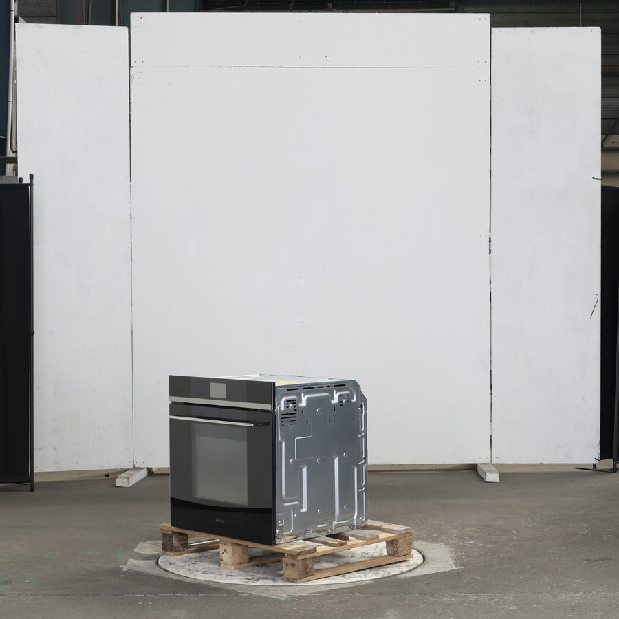 Four Chaleur Tournante 68 L Reconditionné SMEG SO6104APN