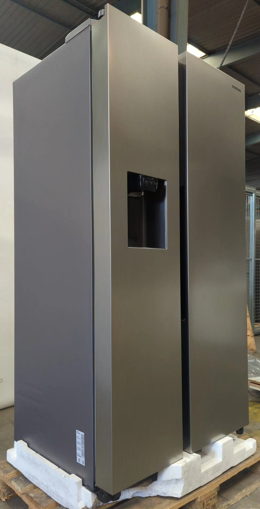 Réfrigérateur Américain 634 L Reconditionné SAMSUNG RS68A8840S9 : détails