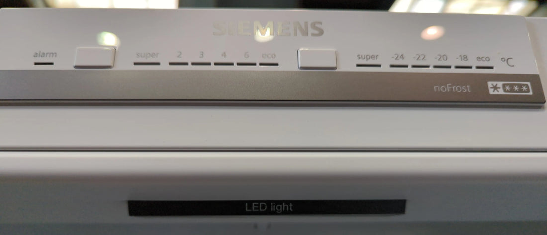 Réfrigérateur Avec Congélateur 366 L Reconditionné SIEMENS KG39NVIEC