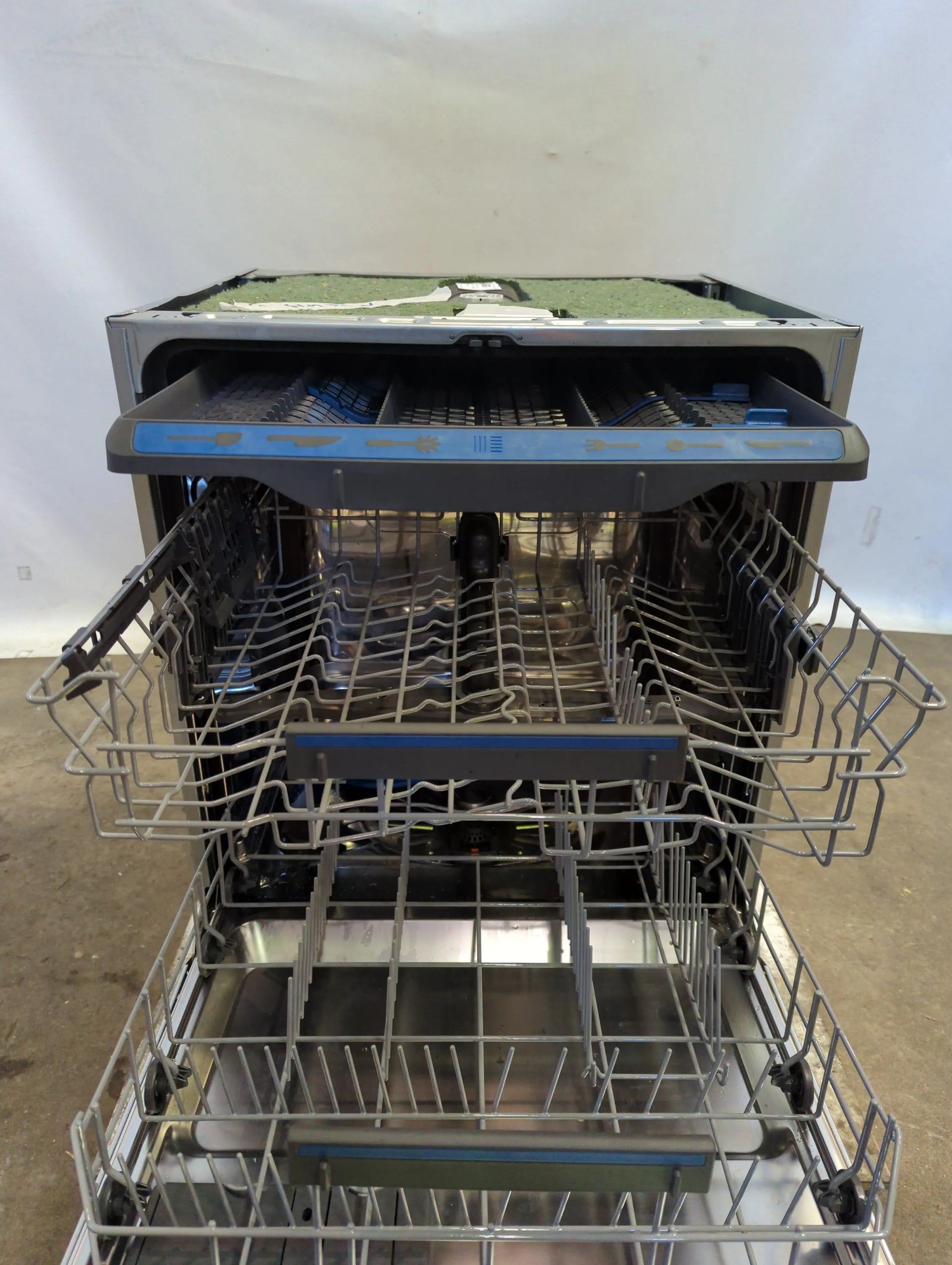Lave-Vaisselle Encastrable 14 Cvts Reconditionné ELECTROLUX EES28400L : détails
