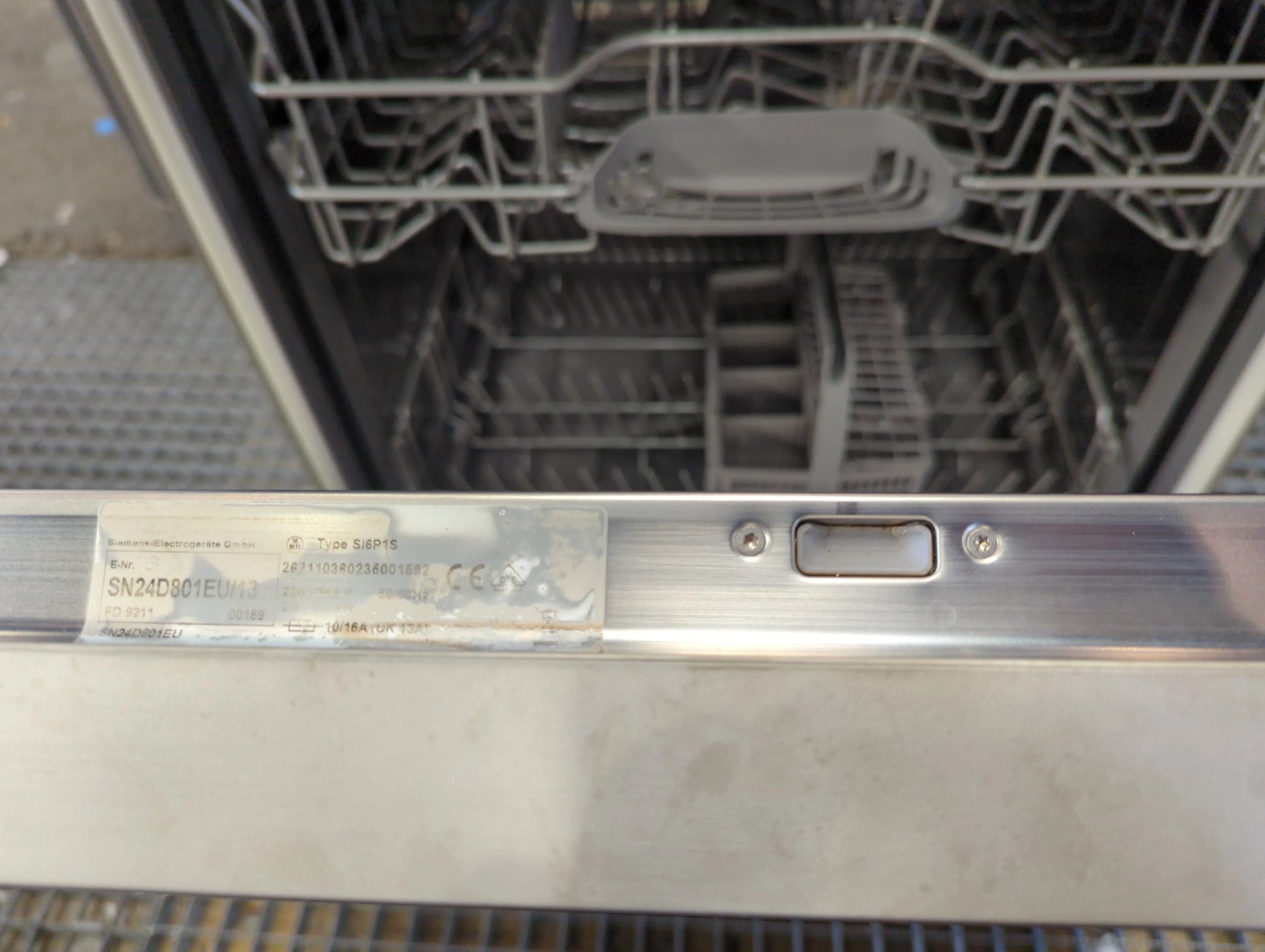 Lave-Vaisselle Pose Libre 12 Cvts Reconditionné SIEMENS SN24D801EU : détails