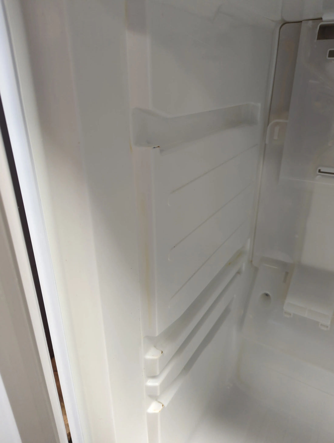 Réfrigérateur Avec Congélateur 290 L Reconditionné SAMSUNG RB29FSRNDWW : détails