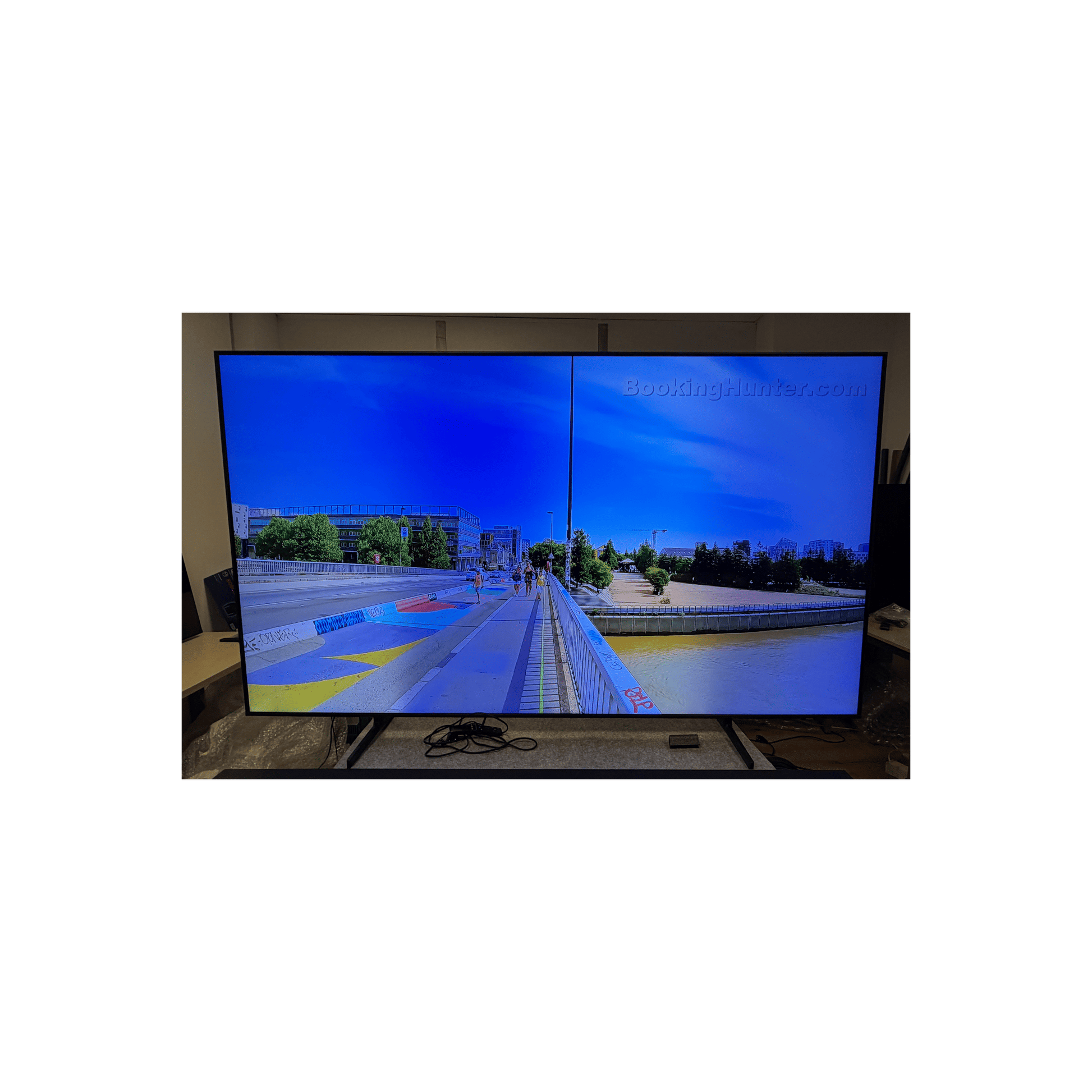 Téléviseur LED 84 pouces Reconditionné SAMSUNG QE85Q60A 214 cm (84")