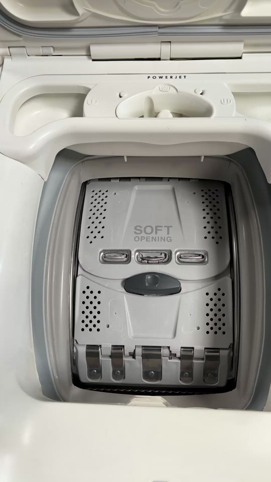 Lave-linge Top 6 kg Reconditionné AEG L76460TL