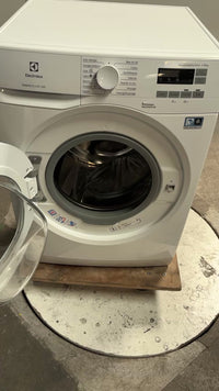 Lave-linge Hublot 9 kg Reconditionné ELECTROLUX EW6F5712WS