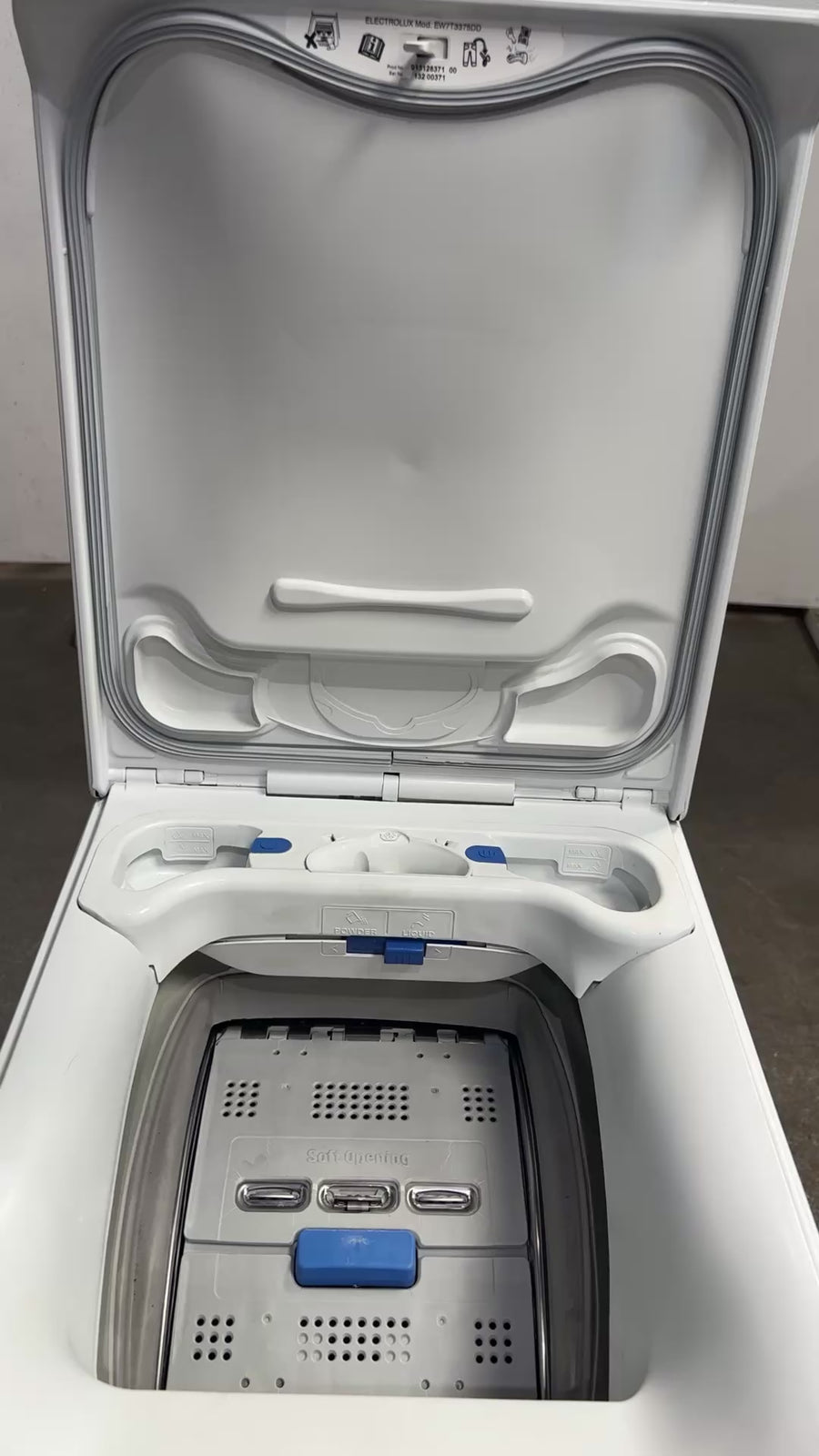 Lave-linge Top 6 kg Reconditionné ELECTROLUX EW8T3376HL