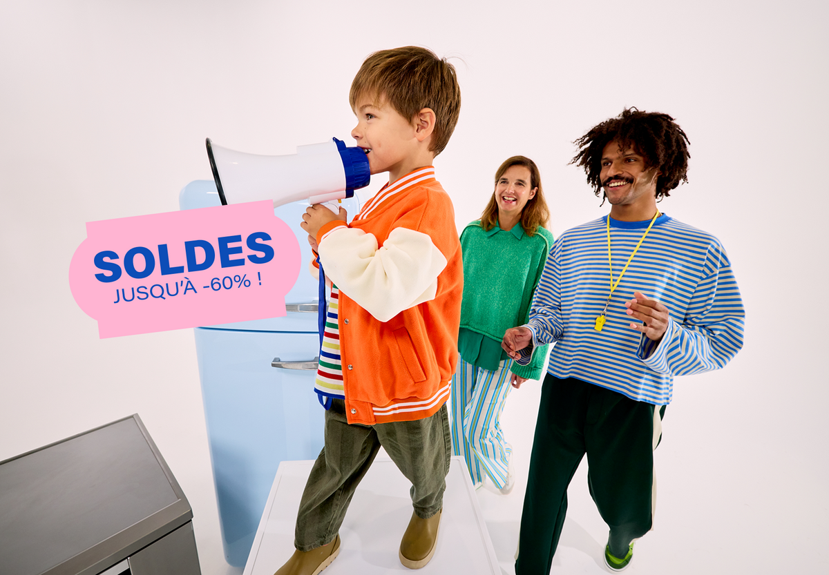 enfant avec parents pour soldes électroménager