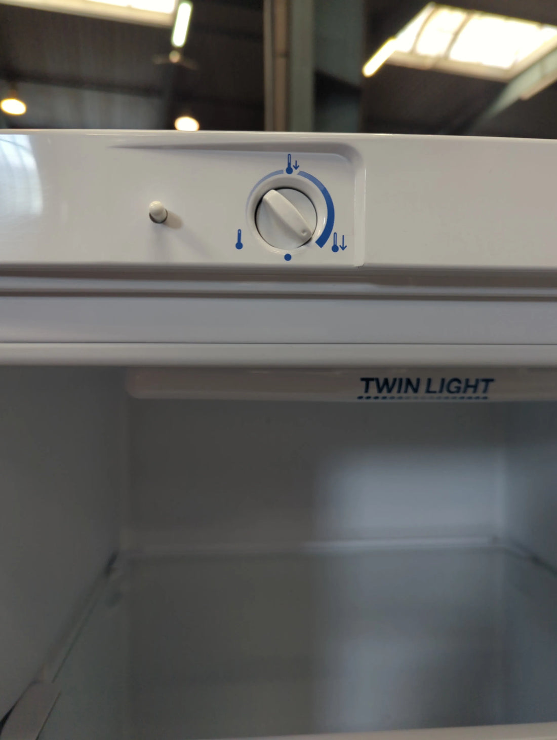 Réfrigérateur Une Porte 342 L Reconditionné INDESIT SIAA 12