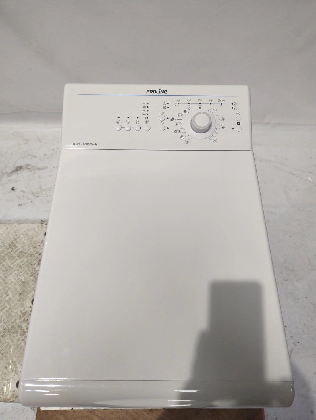 Lave-Linge Top 5 kg Reconditionné PROLINE PTL5100/N : vue du haut ouverture et commandes
