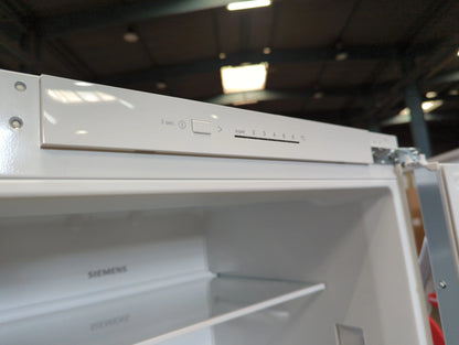 Réfrigérateur Encastrable 265 L Reconditionné SIEMENS KI86VNSF0