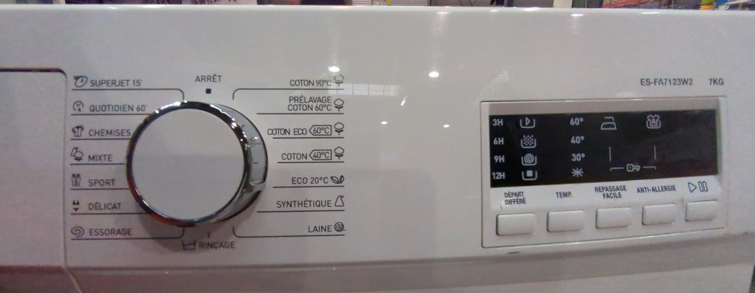Lave-Linge Hublot 7 kg Reconditionné SHARP ES-FA7123W2