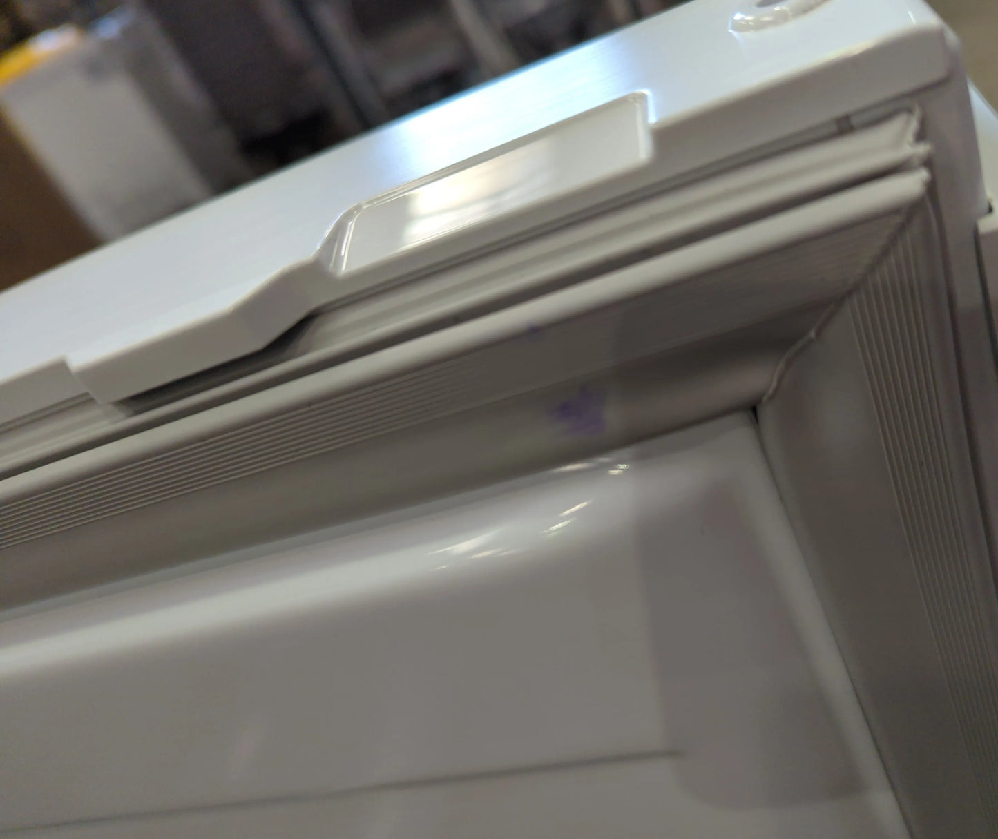 Réfrigérateur Avec Congélateur 288 L Reconditionné SAMSUNG RB29FWJNDWW : détails
