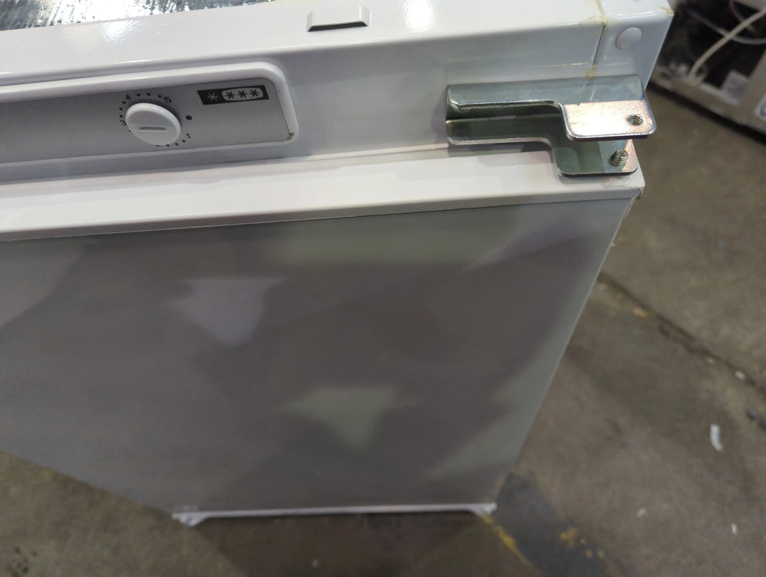 Congélateur Encastrable 94 L Reconditionné DE-DIETRICH DFU884ES : détails