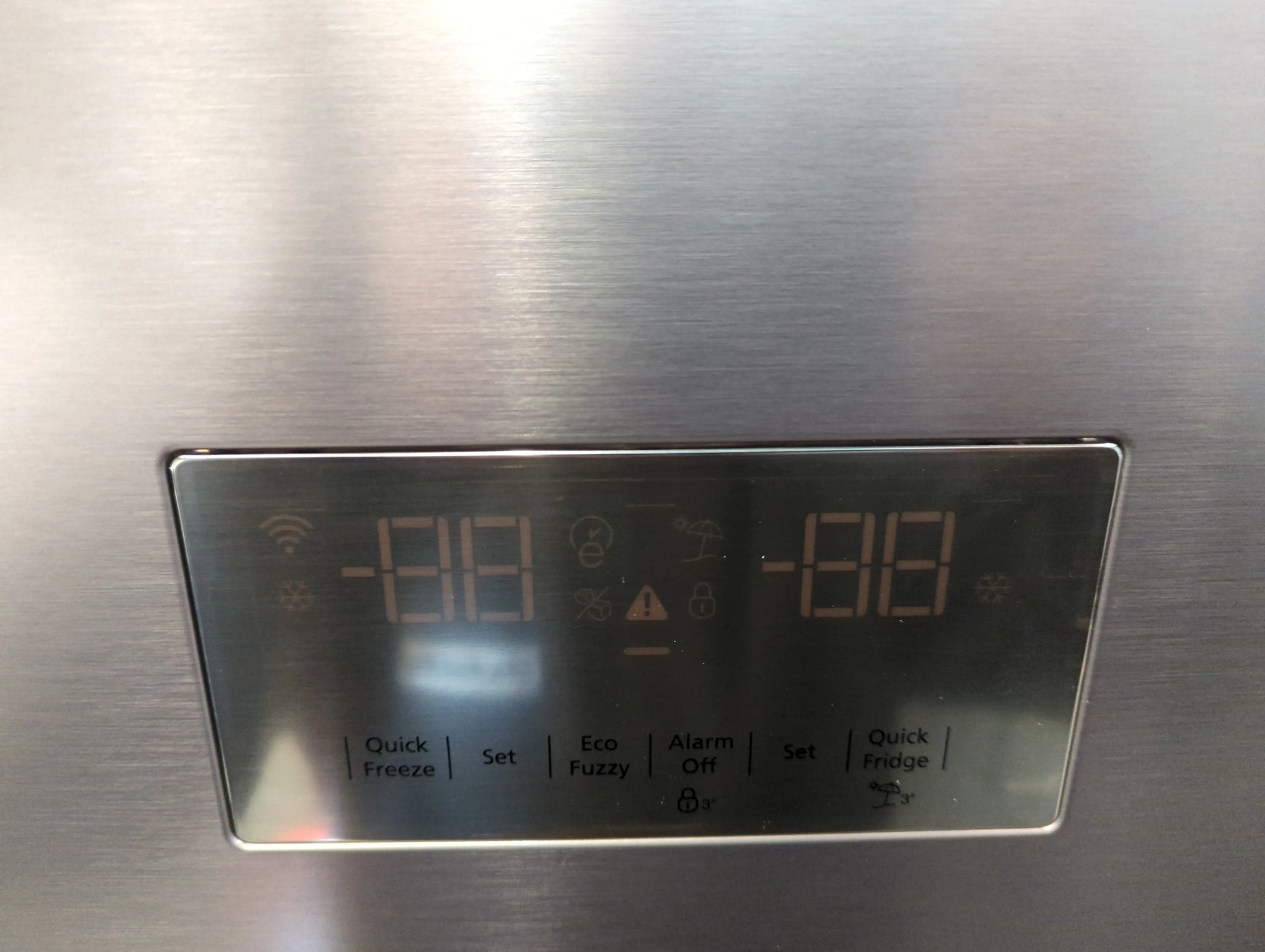 Réfrigérateur Multi-Portes 539 L Reconditionné BEKO GNE6039XPN