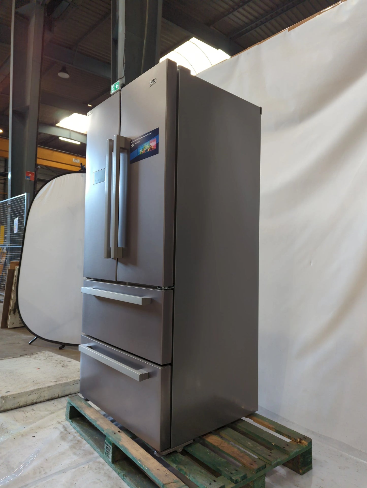 Réfrigérateur Multi-Portes 539 L Reconditionné BEKO GNE6039XPN : détails