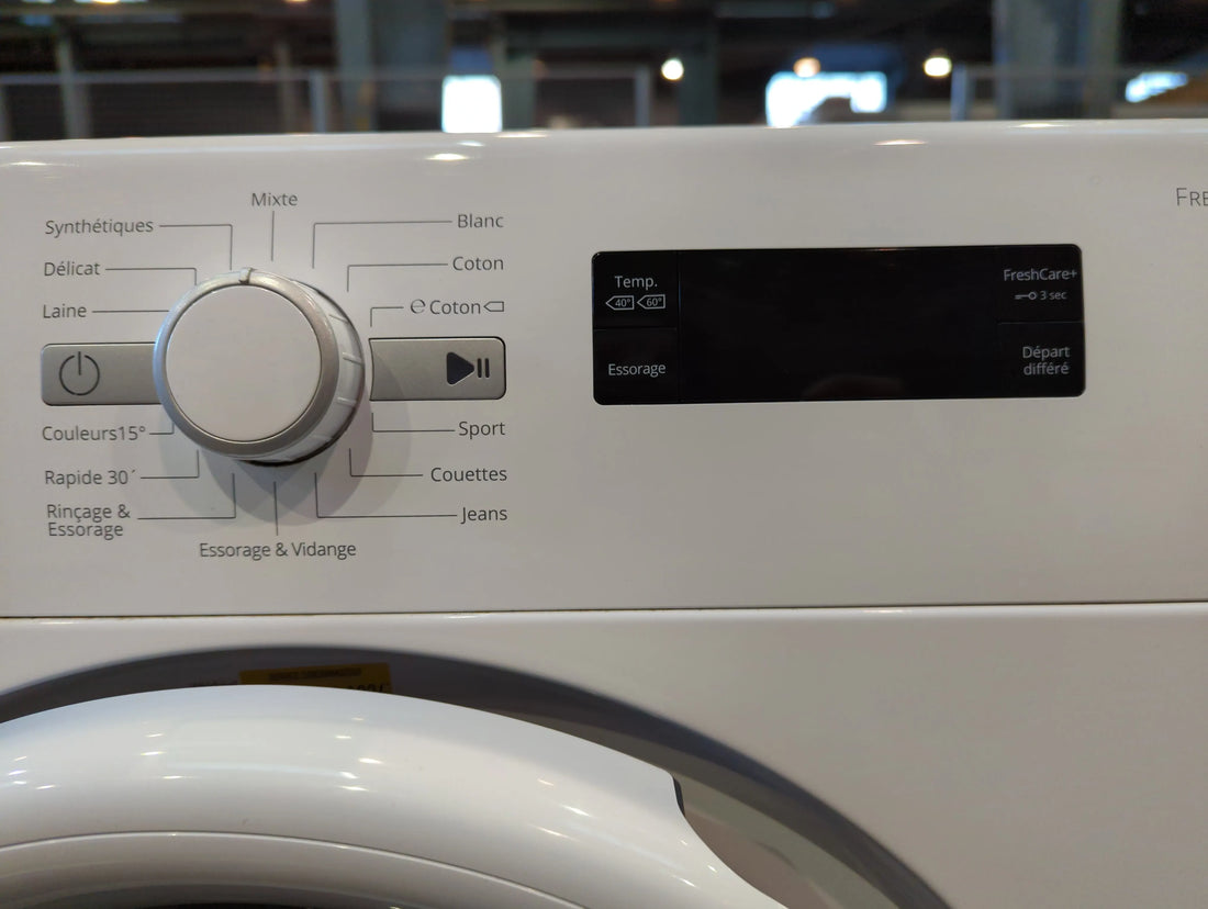 Lave-Linge Hublot 8 kg Reconditionné WHIRLPOOL FWF81483WSFR