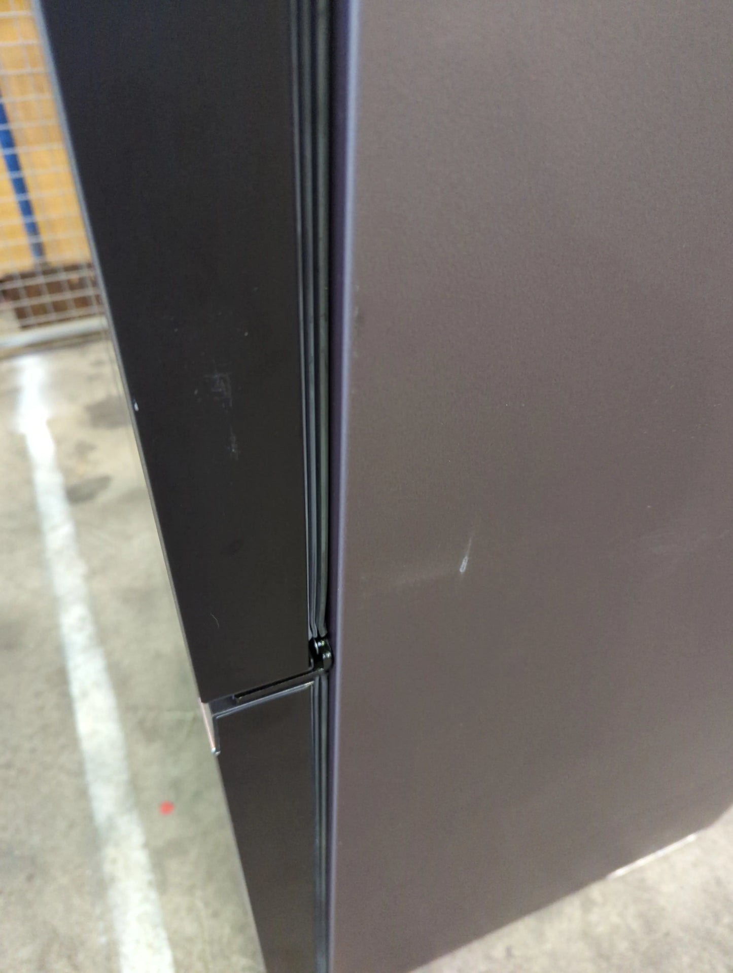 Réfrigérateur Avec Congélateur 390 L Reconditionné SAMSUNG RB38A7B6DS9 : détails