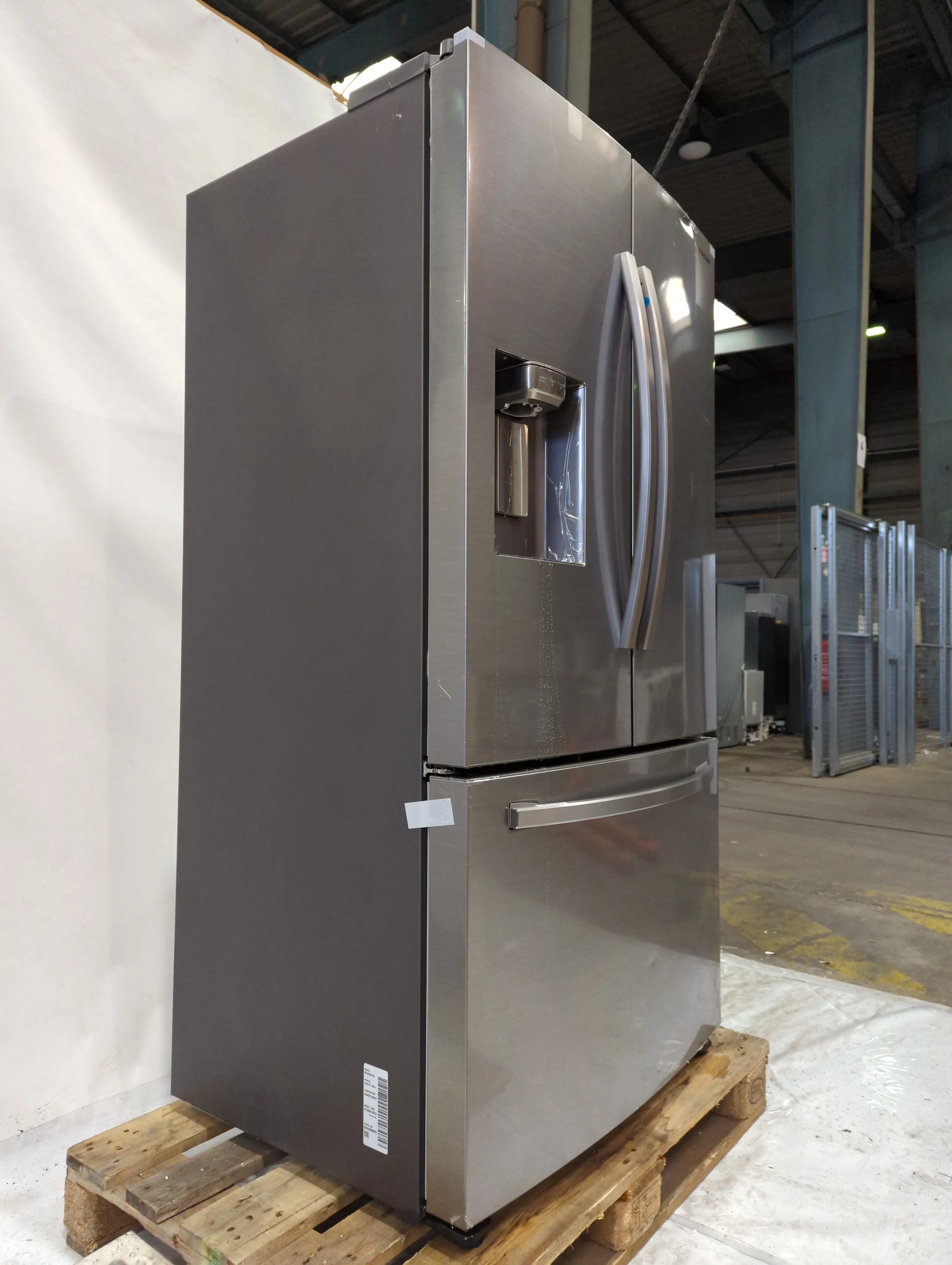 Réfrigérateur Multi-Portes 630 L Reconditionné SAMSUNG RF23R62E3S9/EG : détails