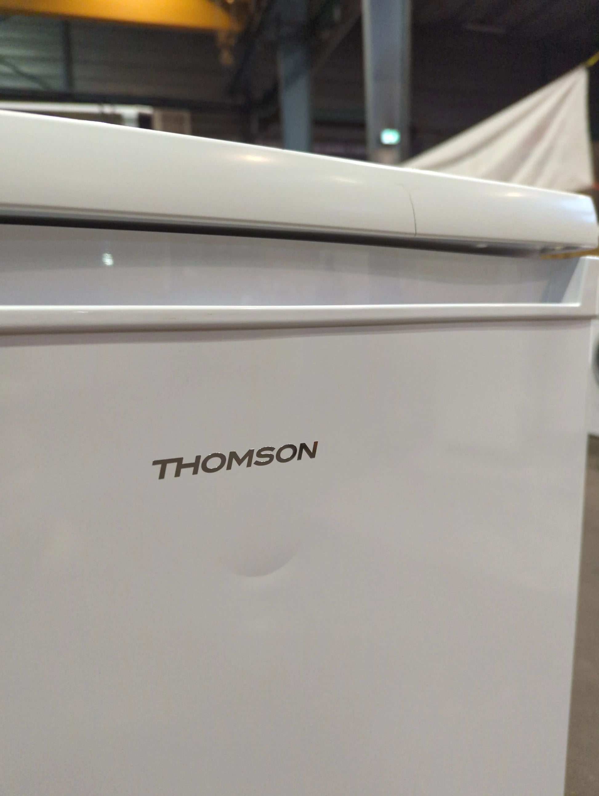 Réfrigérateur Compact 109 L Reconditionné THOMSON THTTR9WH : détails