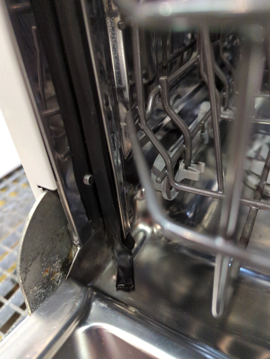 Lave-Vaisselle Pose Libre 13 Cvts Reconditionné ESSENTIEL B ELV-456B : détails