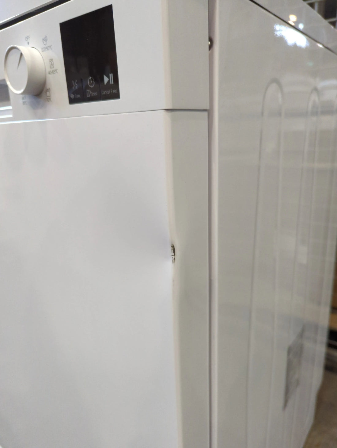 Lave-Vaisselle Pose Libre 14 Cvts Reconditionné BEKO DVN06430W : détails