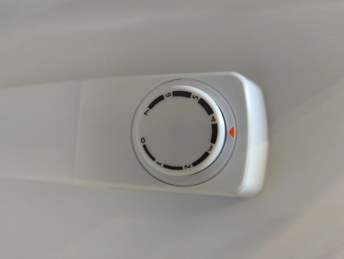 Réfrigérateur Avec Congélateur 243 L Reconditionné LISTO RDL16055HIB1