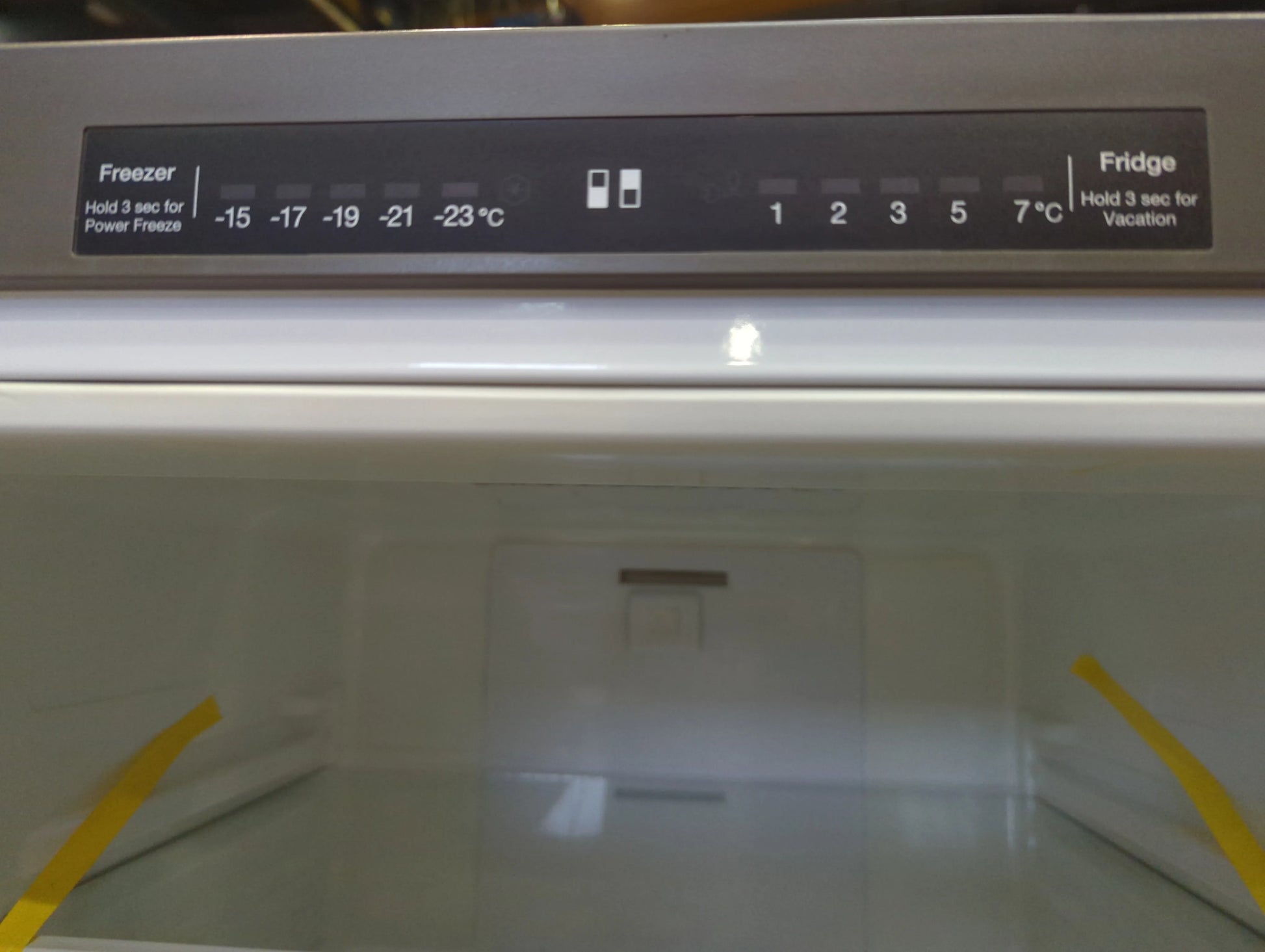 Réfrigérateur Avec Congélateur 288 L Reconditionné SAMSUNG RB29FWJNDSA