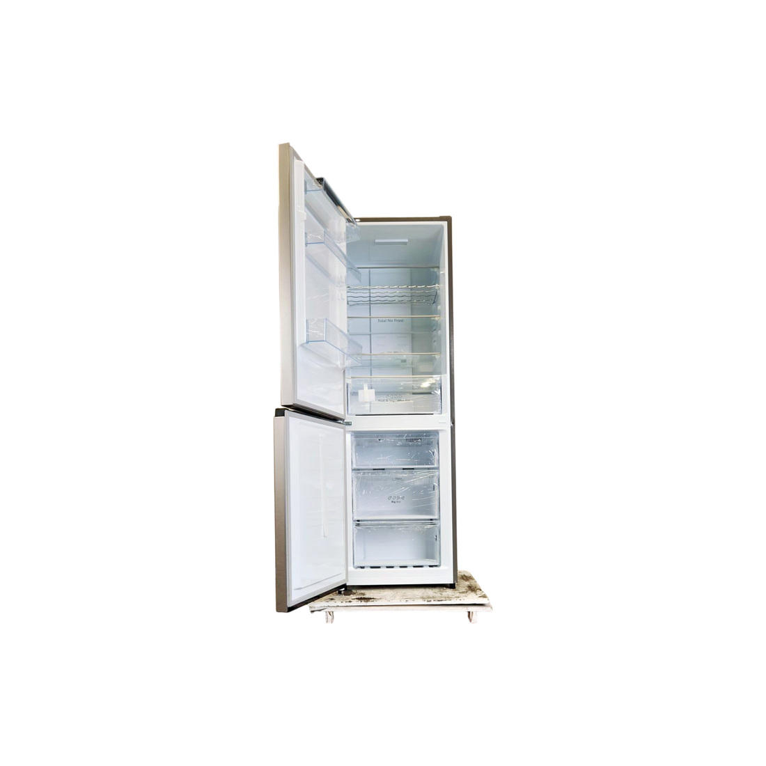 Réfrigérateur Avec Congélateur 304 L Reconditionné HISENSE FCN300ACE1 : vue de l'intérieur