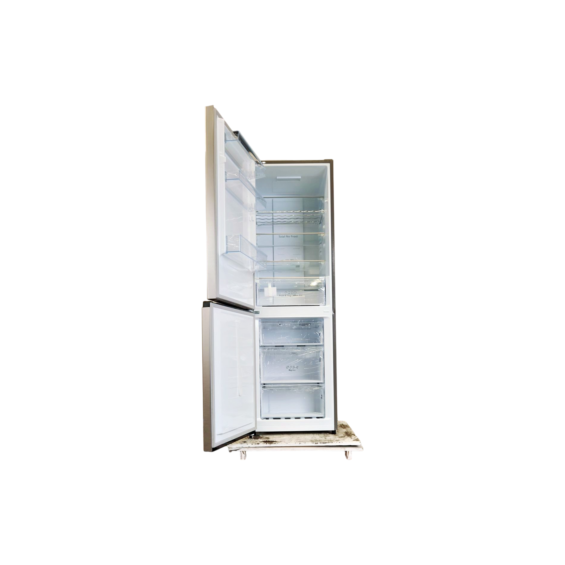 Réfrigérateur Avec Congélateur 304 L Reconditionné HISENSE FCN300ACE1 : vue de l'intérieur