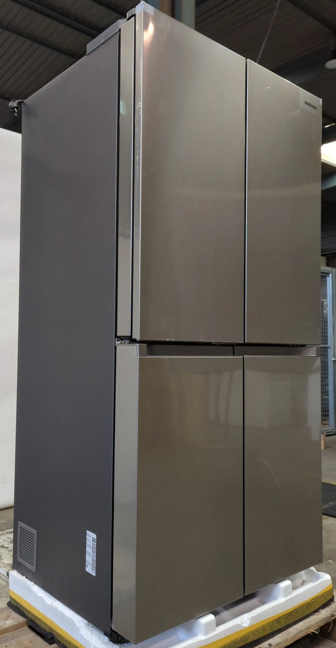 Réfrigérateur Multi-Portes 647 L Reconditionné SAMSUNG RF2CA967FSL : détails