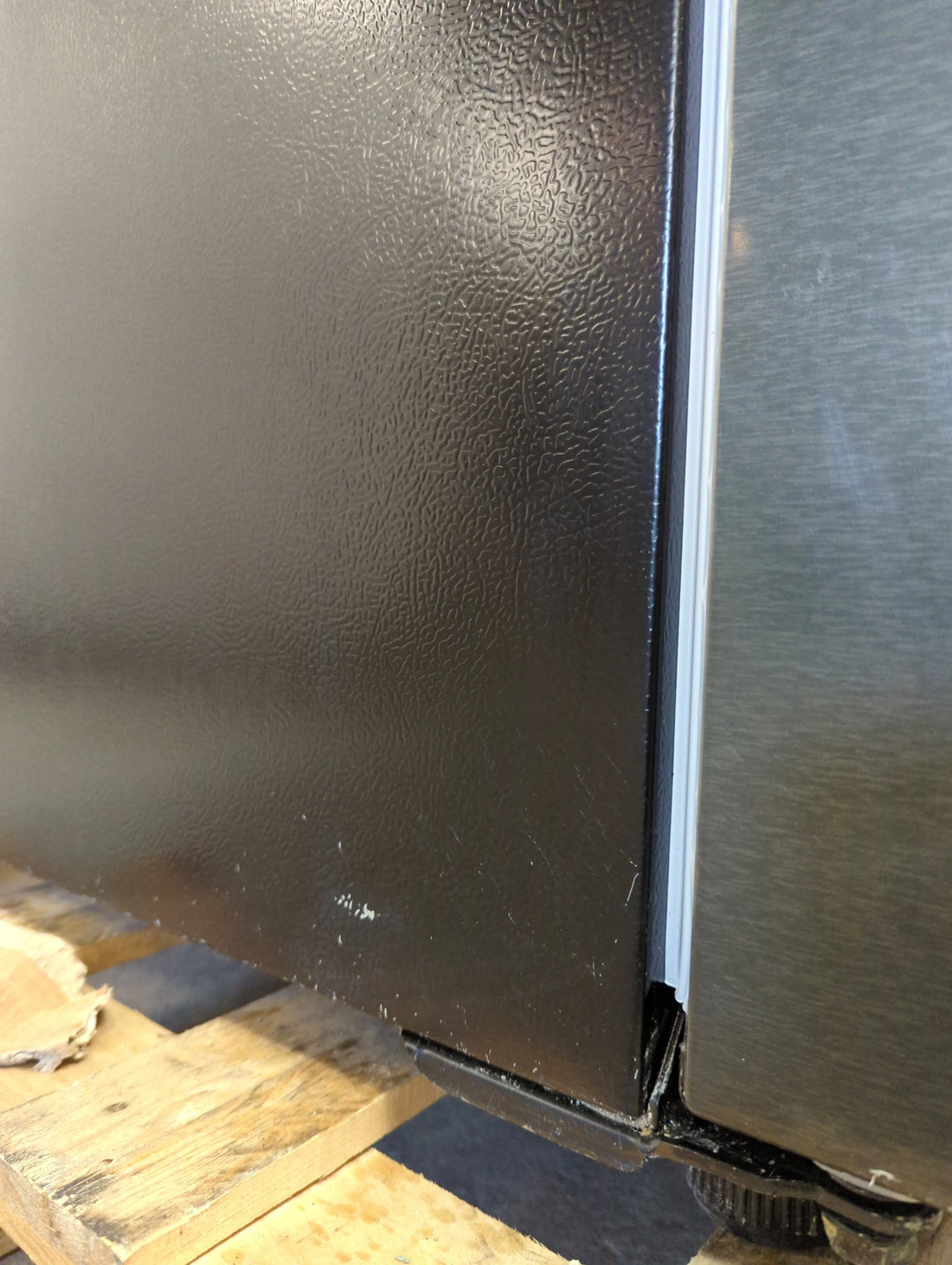 Réfrigérateur Multi-Portes 638 L Reconditionné LG GMX945MC9F : détails